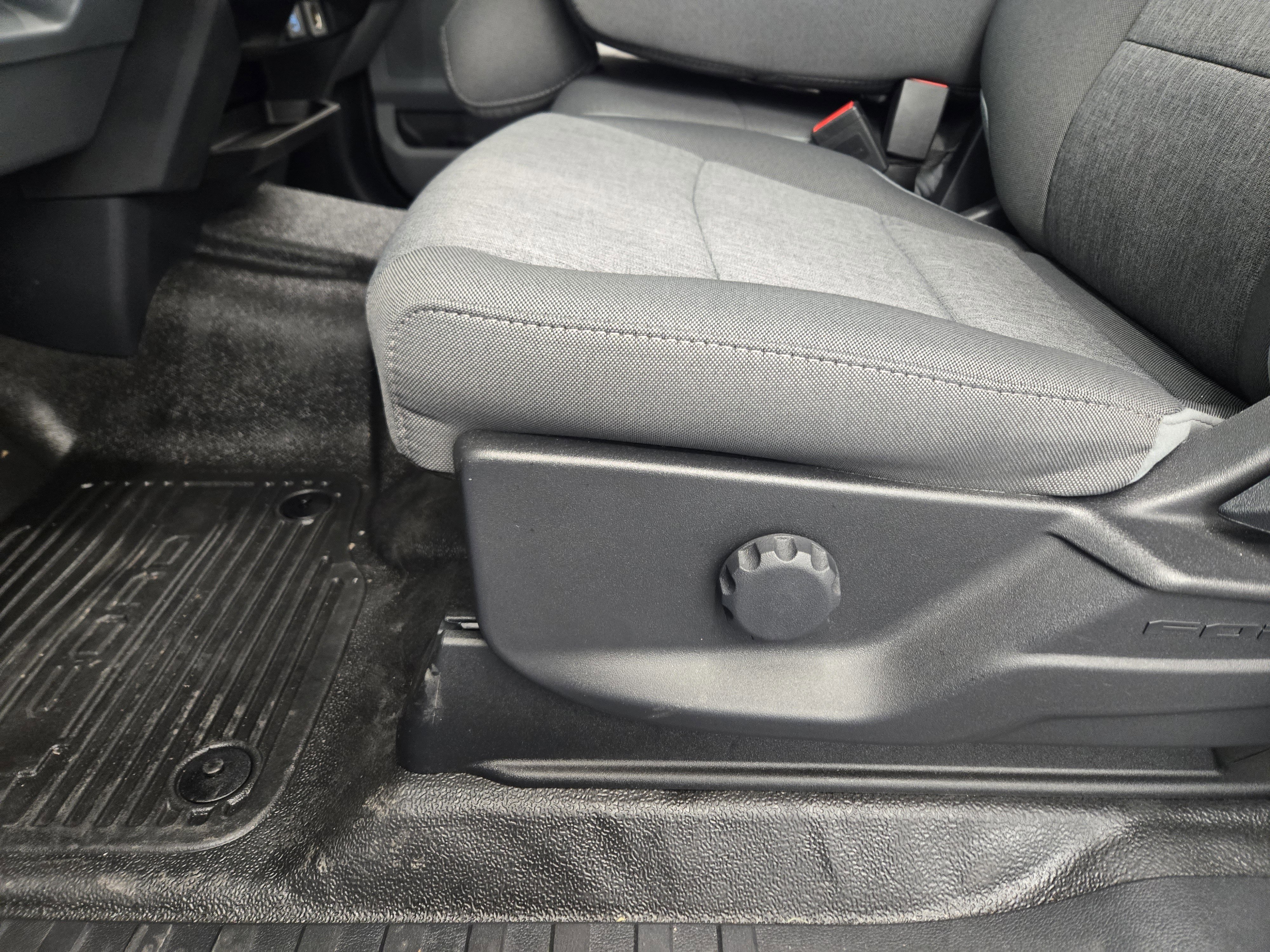 Used 2024 Ford F550 4x4 SuperCab Super Duty image 21