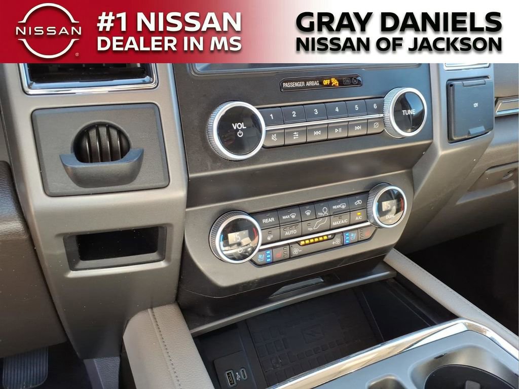 Used 2021 Ford Expedition XLT image 19