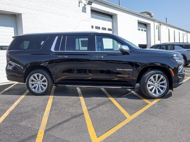 New 2026 Chevrolet Suburban Premier image 5