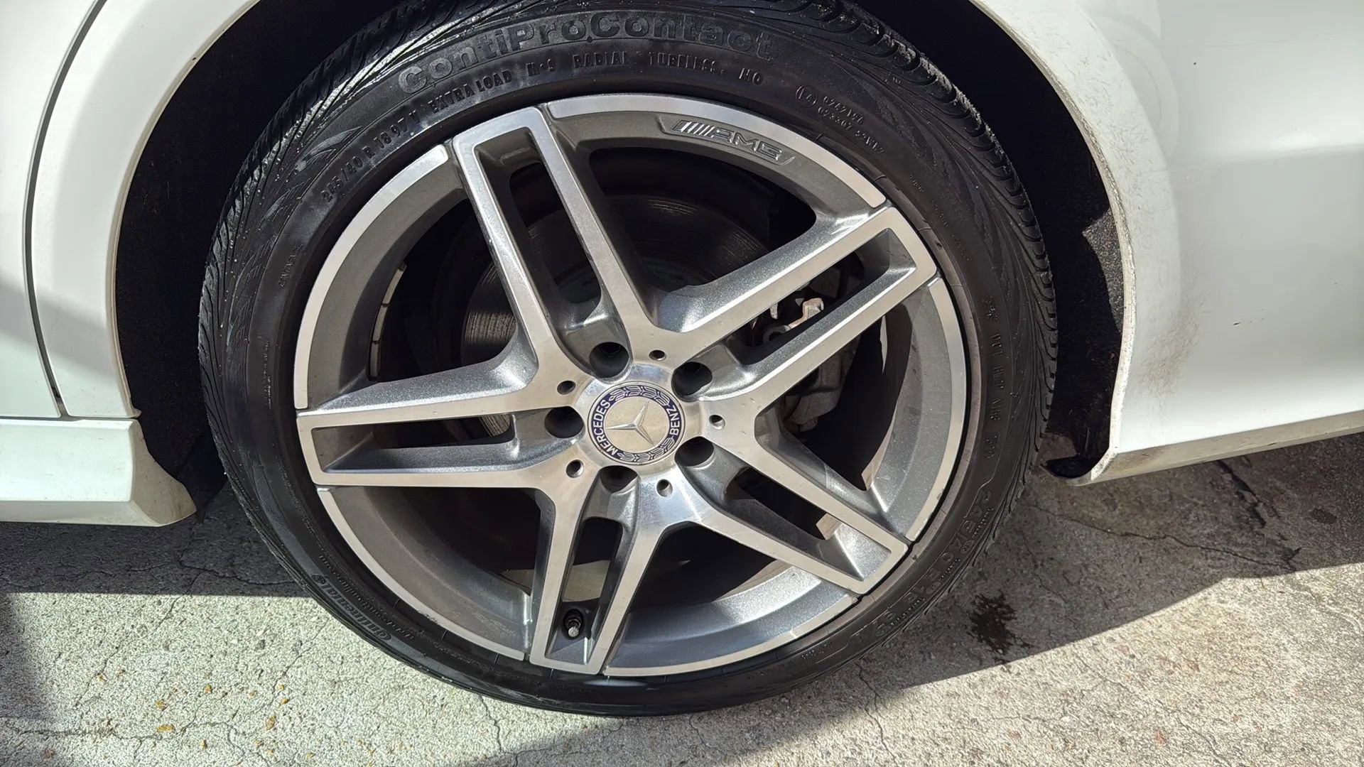 Used 2014 Mercedes-Benz E 350 4MATIC Sedan image 46