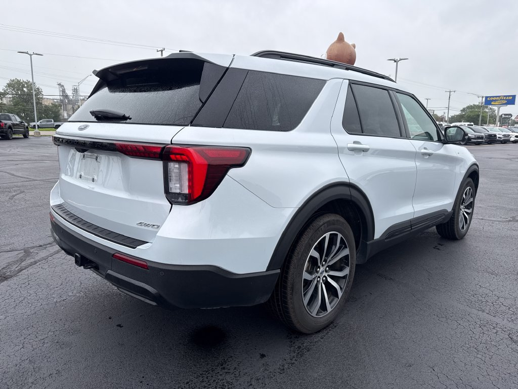 Used 2026 Ford Explorer ST-Line AWD/4WD image 7