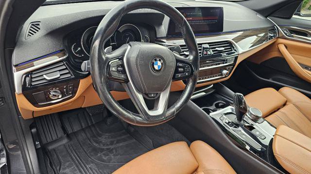 Used 2019 BMW 530e xDrive w/ Convenience Package AWD/4WD image 15