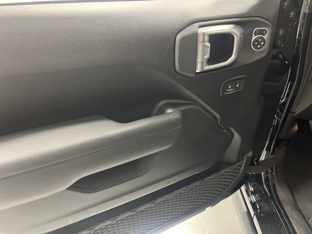 New 2025 Jeep Gladiator Sport image 6