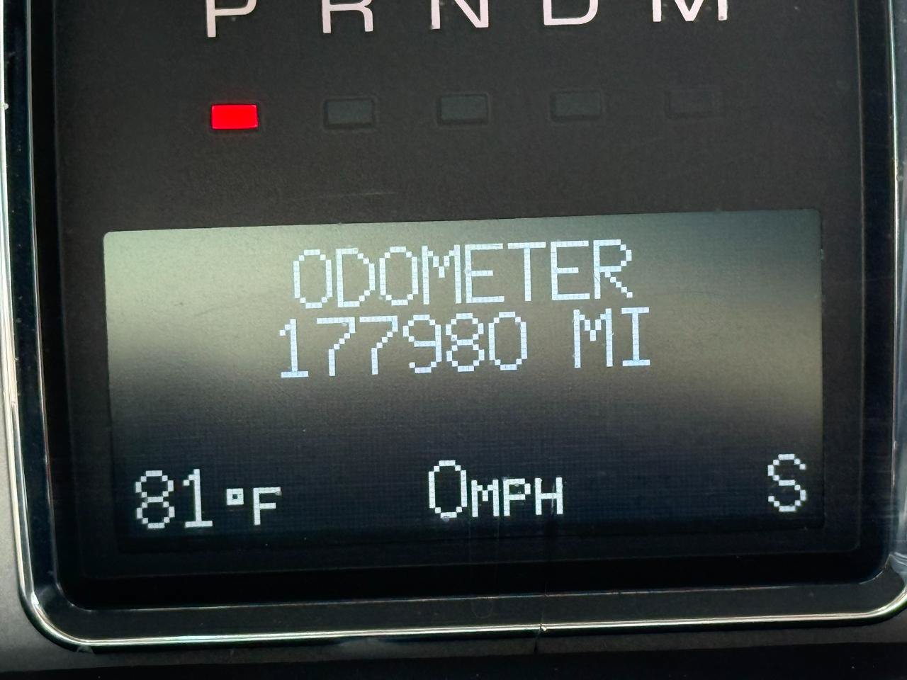 Used 2011 Cadillac Escalade Premium AWD/4WD image 35
