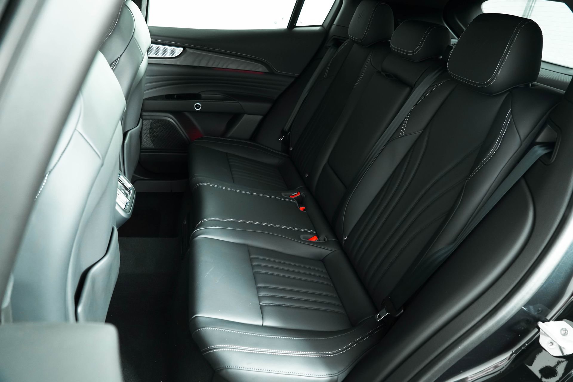 New 2025 Maserati Grecale Modena image 36