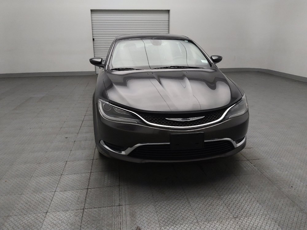 Used 2016 Chrysler 200 Limited FWD image 14