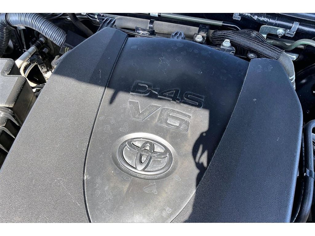 Used 2017 Toyota Tacoma SR w/ Tow Package AWD/4WD image 33