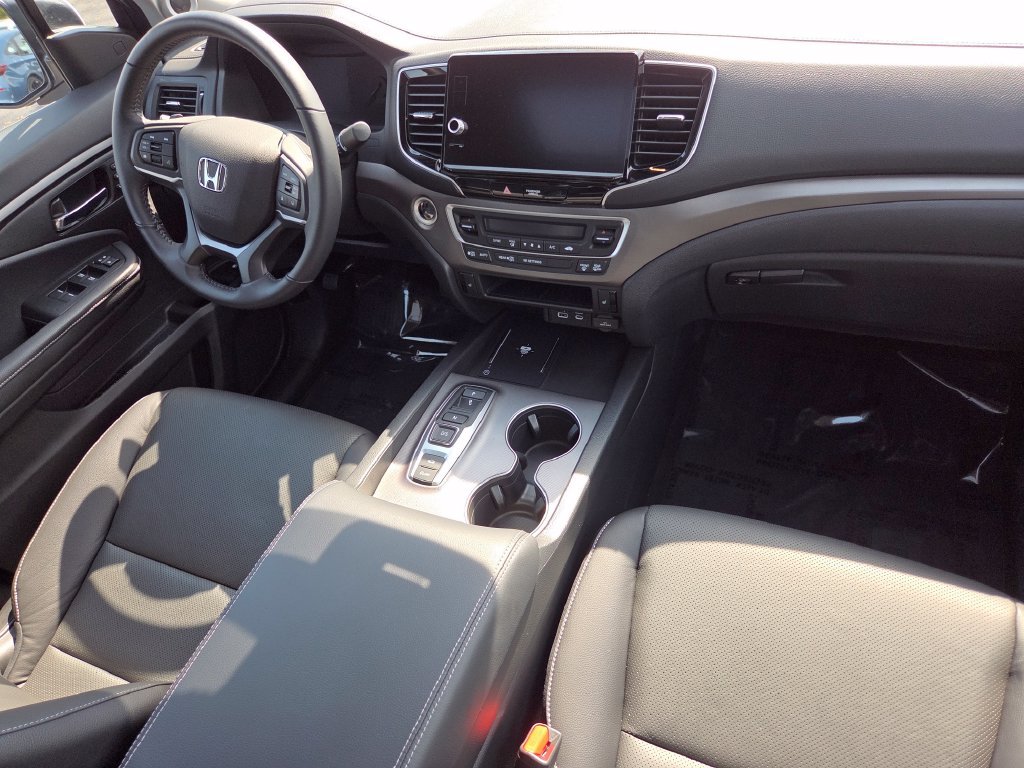 Certified 2025 Honda Ridgeline RTL image 31