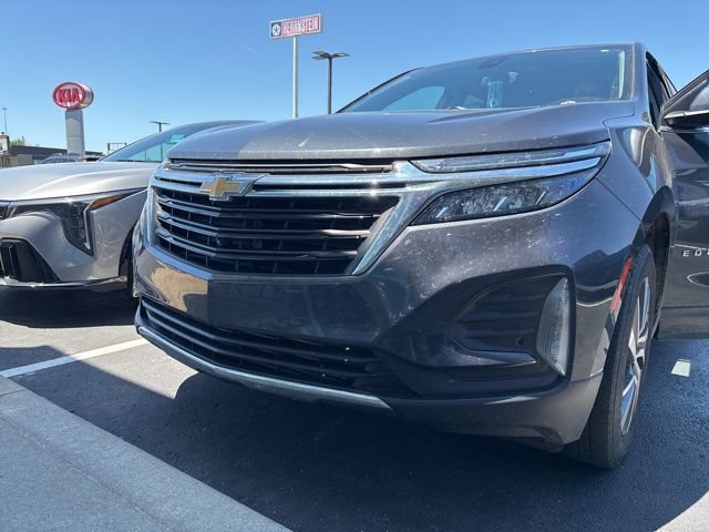 Used 2022 Chevrolet Equinox LT AWD/4WD image 1