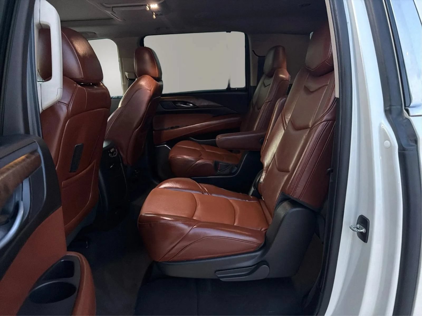 Used 2015 Cadillac Escalade ESV Premium AWD/4WD image 13