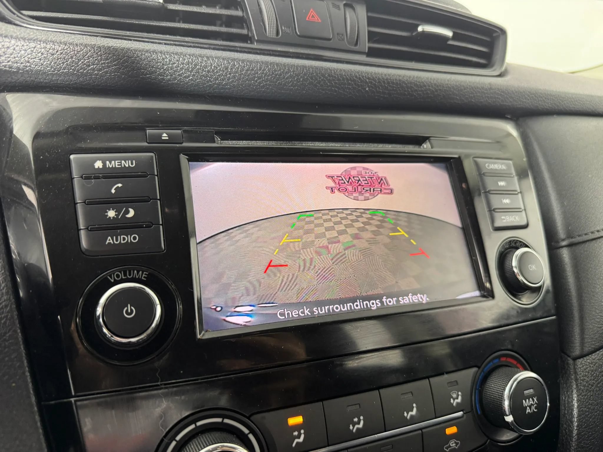 Used 2019 Nissan Rogue S AWD/4WD image 17