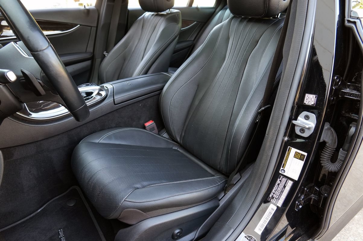 Used 2019 Mercedes-Benz E 300 image 6