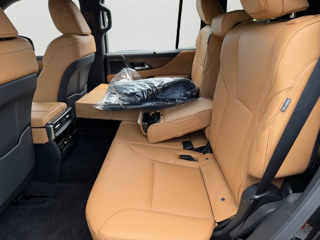 New 2026 Lexus LX 700h Luxury AWD/4WD image 11