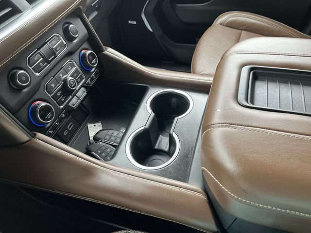 Used 2023 Chevrolet Tahoe High Country AWD/4WD image 19