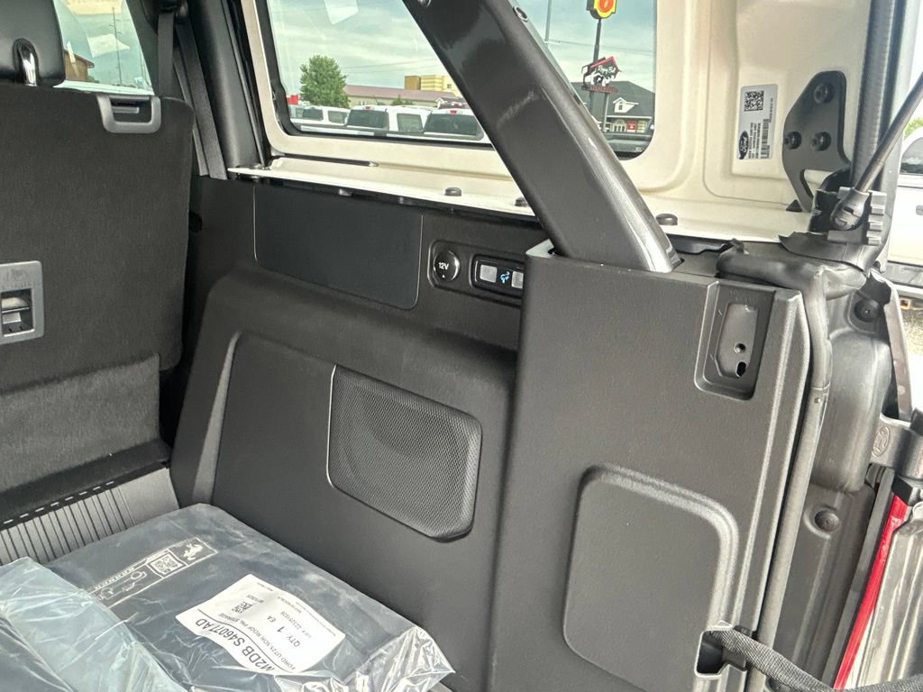 Used 2025 Ford Bronco Badlands AWD/4WD image 18