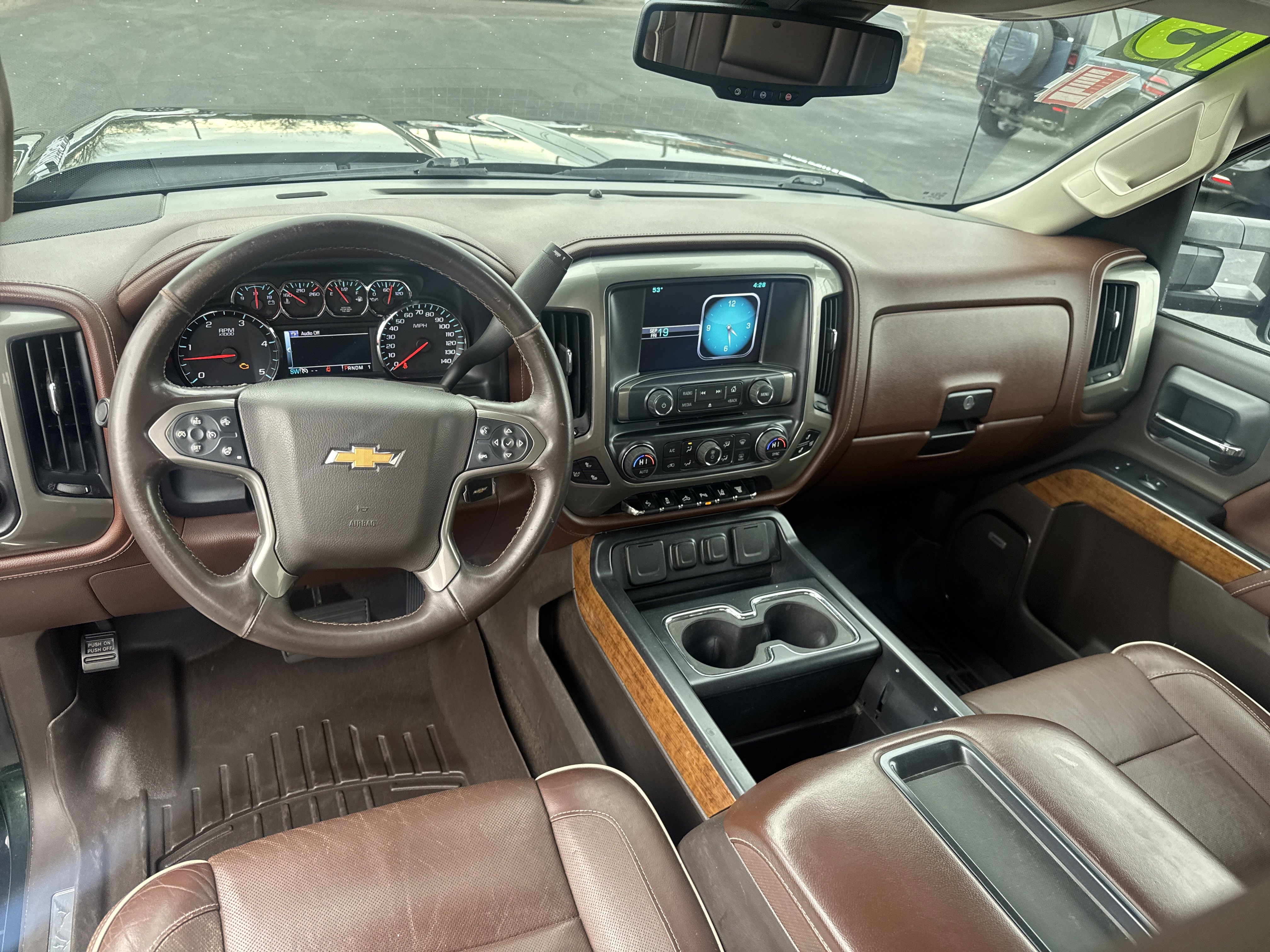 Used 2015 Chevrolet Silverado 2500 High Country w/ Duramax Plus Package image 14