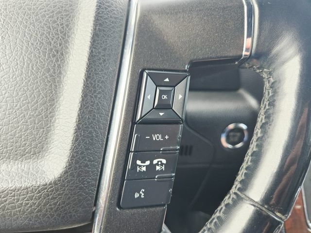 Used 2015 Lincoln Navigator 4WD image 25