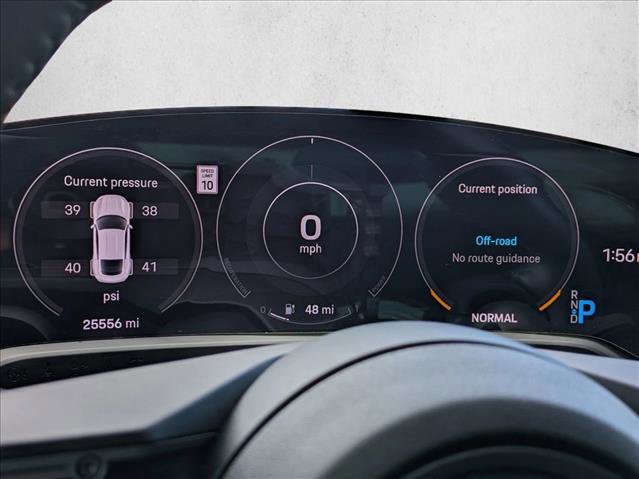 Used 2024 Porsche Taycan image 10