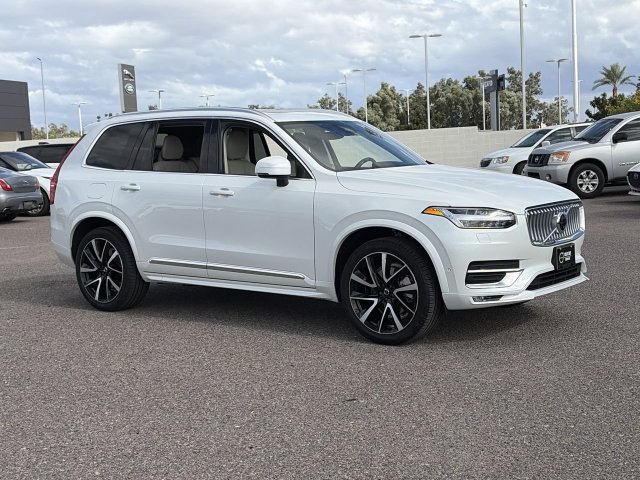 Used 2023 Volvo XC90 B6 Plus w/ Protection Package Premier AWD/4WD image 4