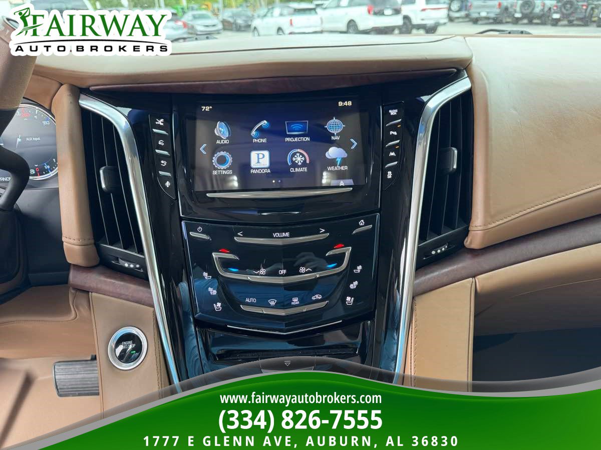 Used 2016 Cadillac Escalade Platinum AWD/4WD image 23