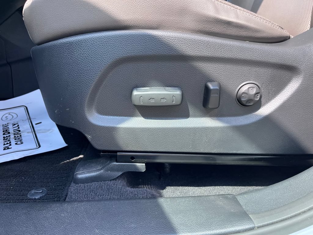 Used 2018 Hyundai Santa Fe AWD image 10