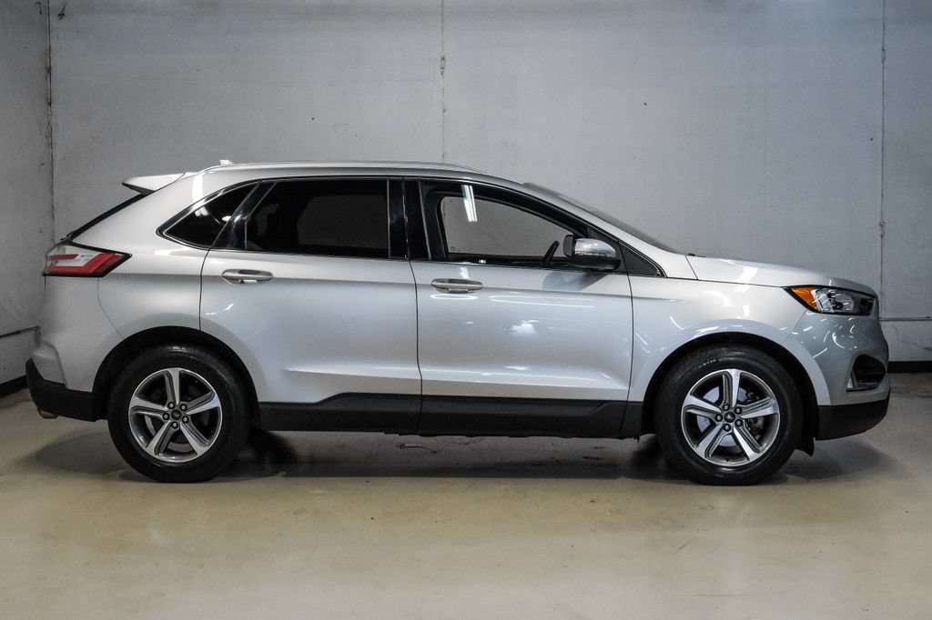 Used 2019 Ford Edge SEL w/ Equipment Group 201A FWD image 9