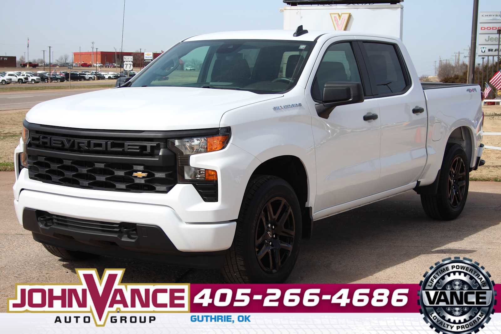 Used 2022 Chevrolet Silverado 1500 Custom image 3