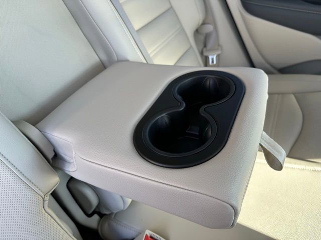 Used 2024 GMC Terrain Denali w/ Denali Premium Package image 32