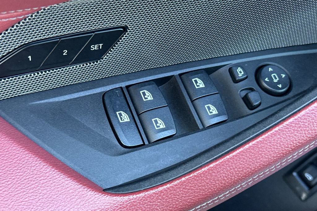 Used 2024 BMW i4 eDrive35 image 11