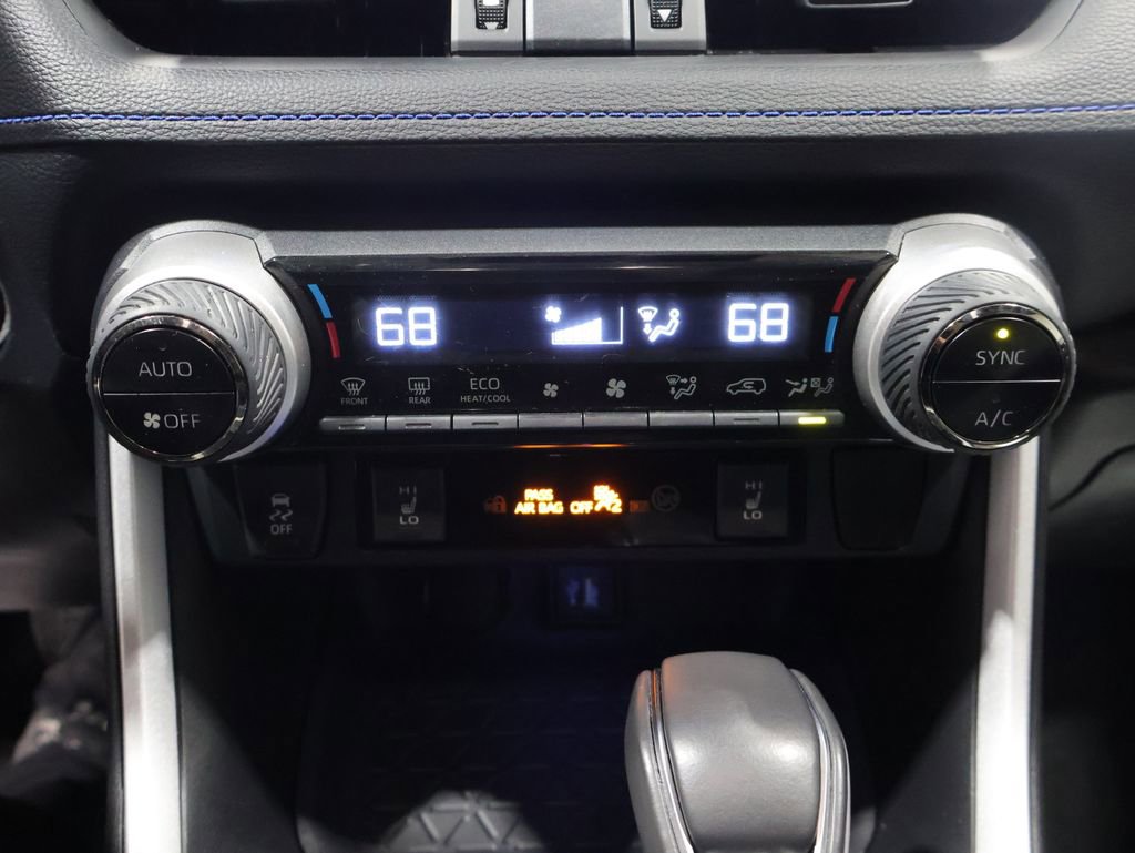 Used 2024 Toyota RAV4 XSE w/ Weather Package image 32
