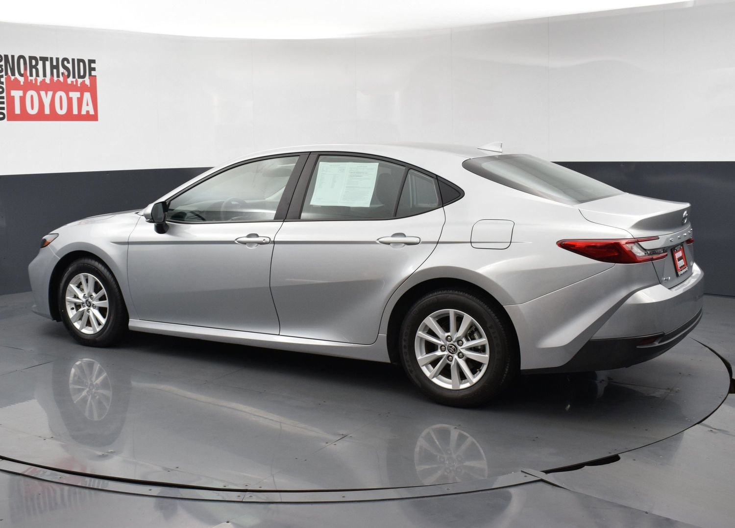 Used 2025 Toyota Camry LE FWD image 2