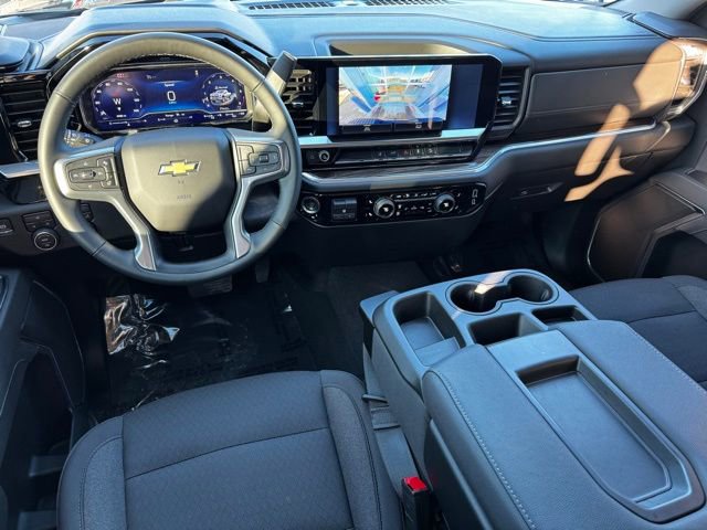 Used 2025 Chevrolet Silverado 3500 LT w/ Convenience Package image 8