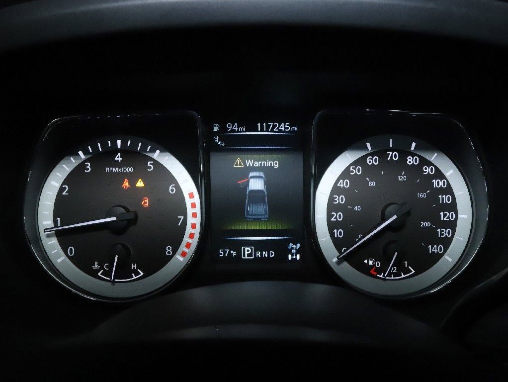 Used 2017 Nissan Titan Platinum Reserve image 22