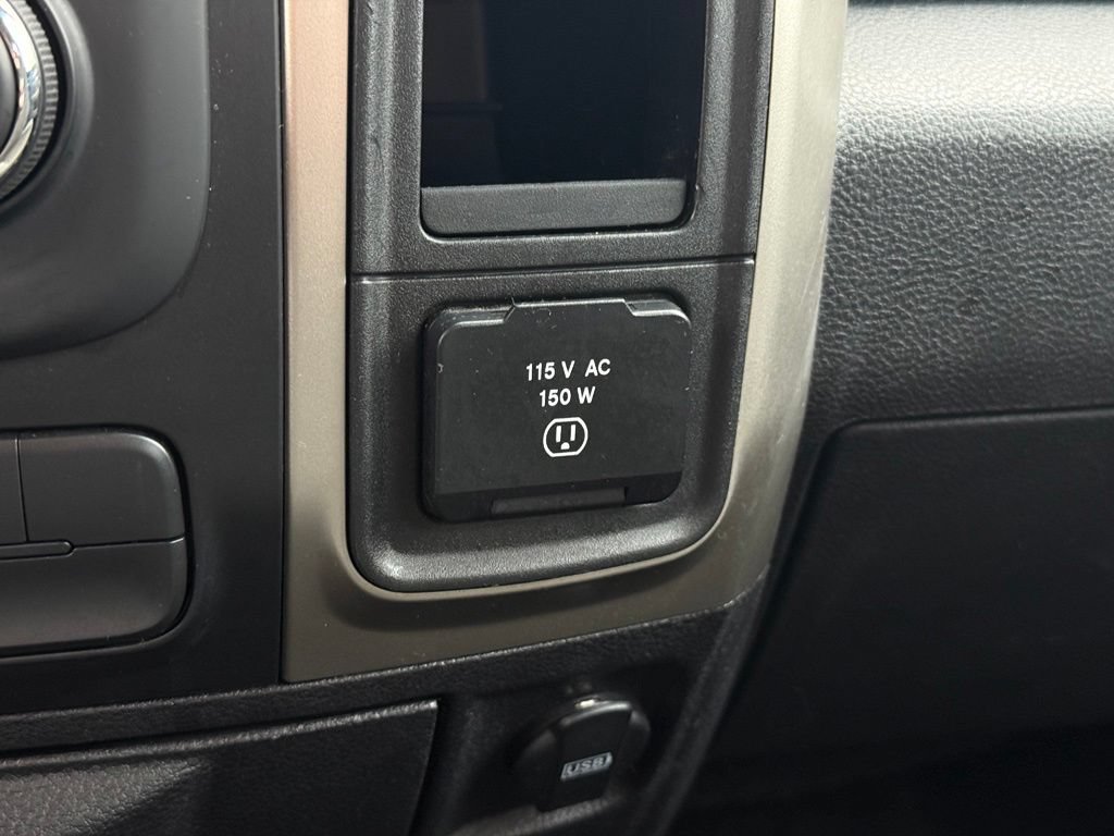 Used 2015 RAM 1500 Big Horn RWD image 28