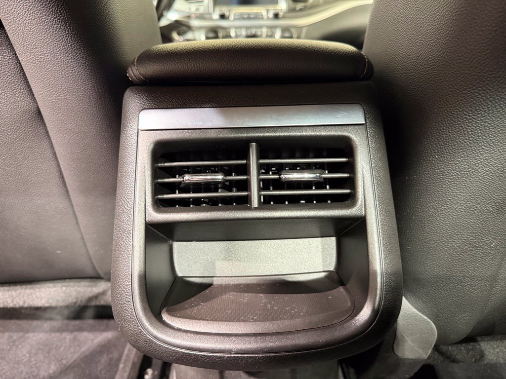 Used 2019 Chevrolet Impala LT FWD image 19