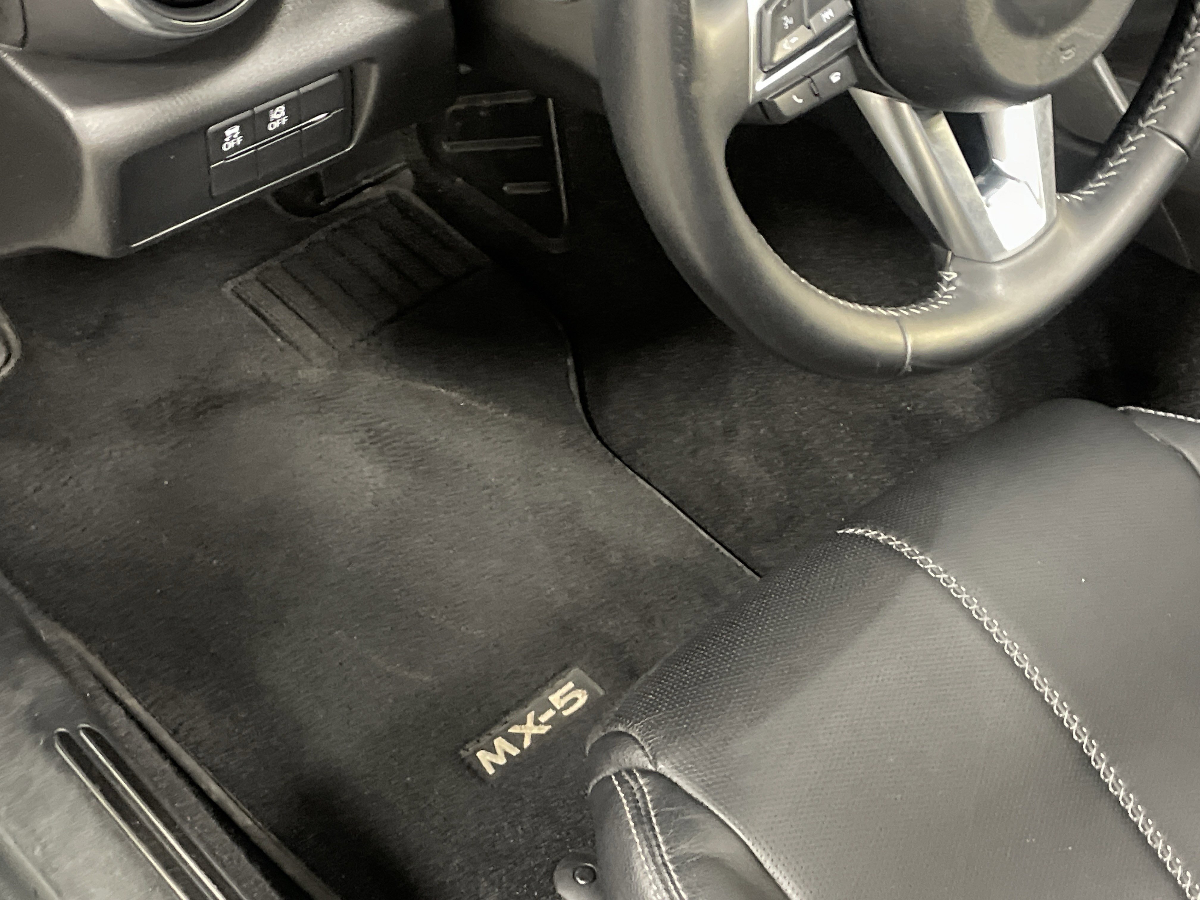 Used 2023 MAZDA MX-5 Miata Grand Touring image 17