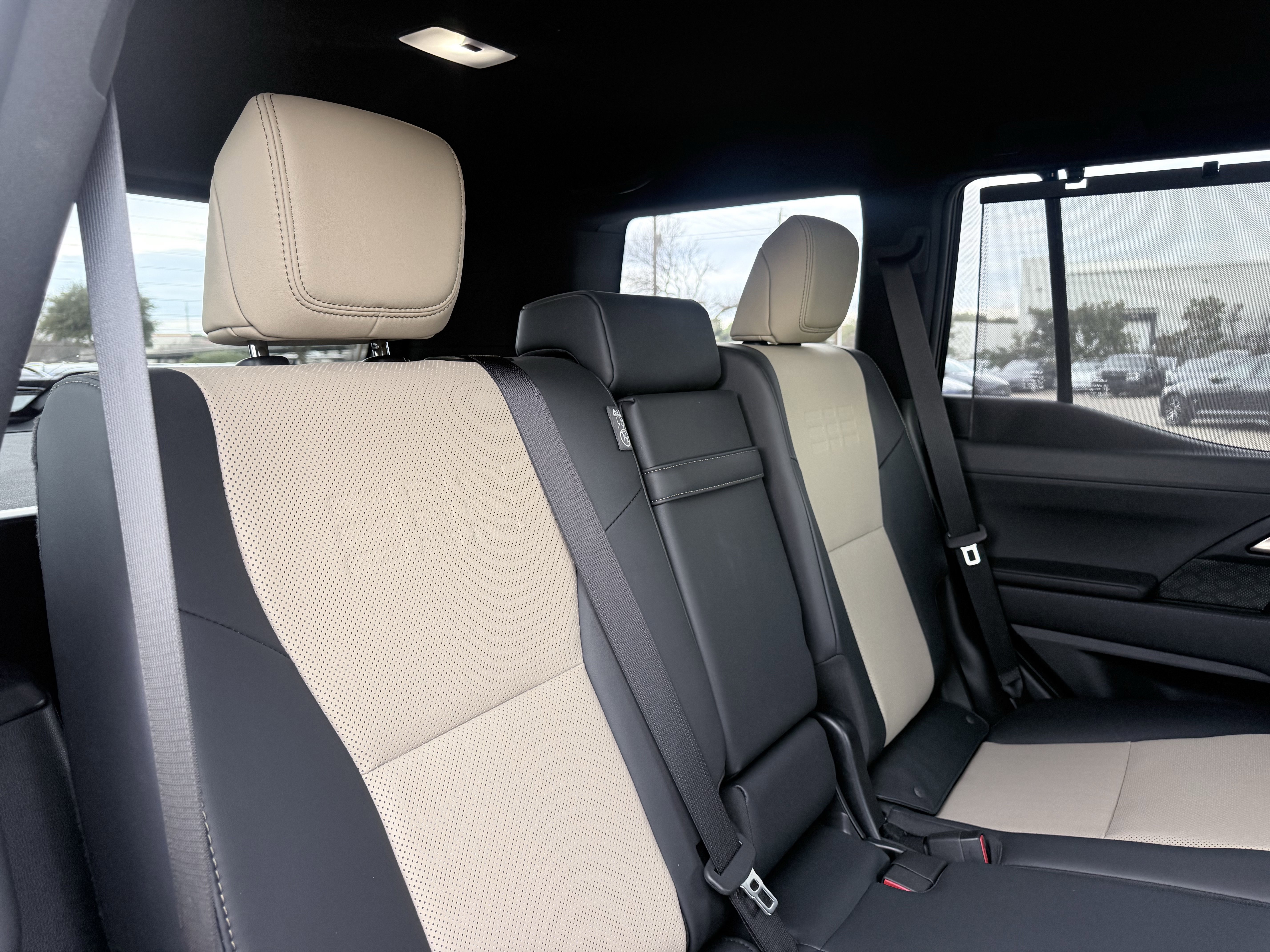 Used 2025 Lexus GX 550 image 53