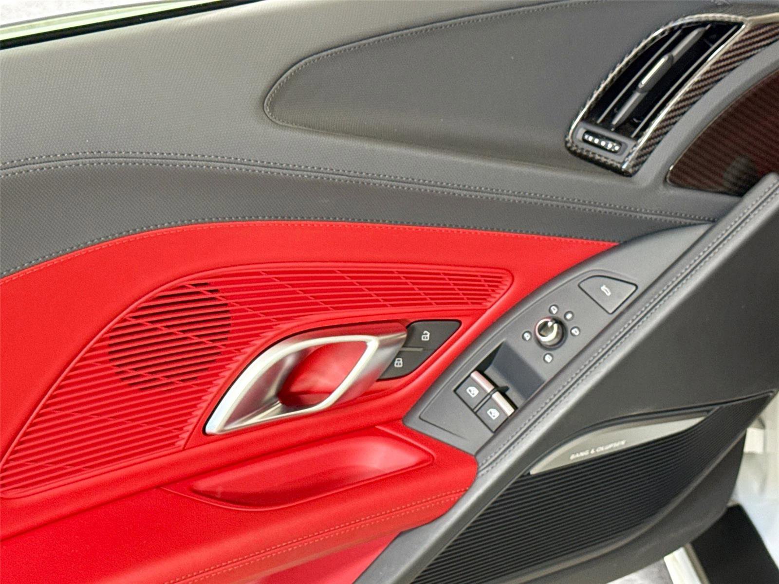 Used 2018 Audi R8 V10 w/ Premium Package image 14