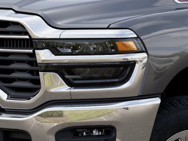 New 2026 RAM 2500 Tradesman AWD/4WD image 11
