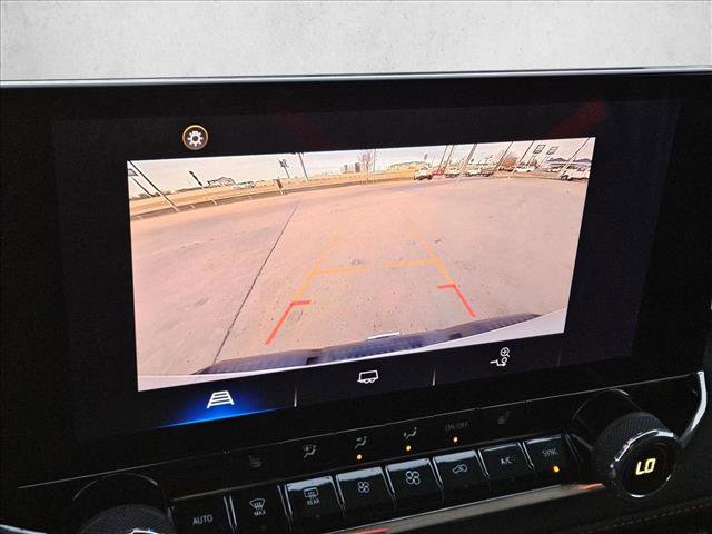 Used 2024 Chevrolet Colorado Z71 w/ Z71 Convenience Package 2 image 15