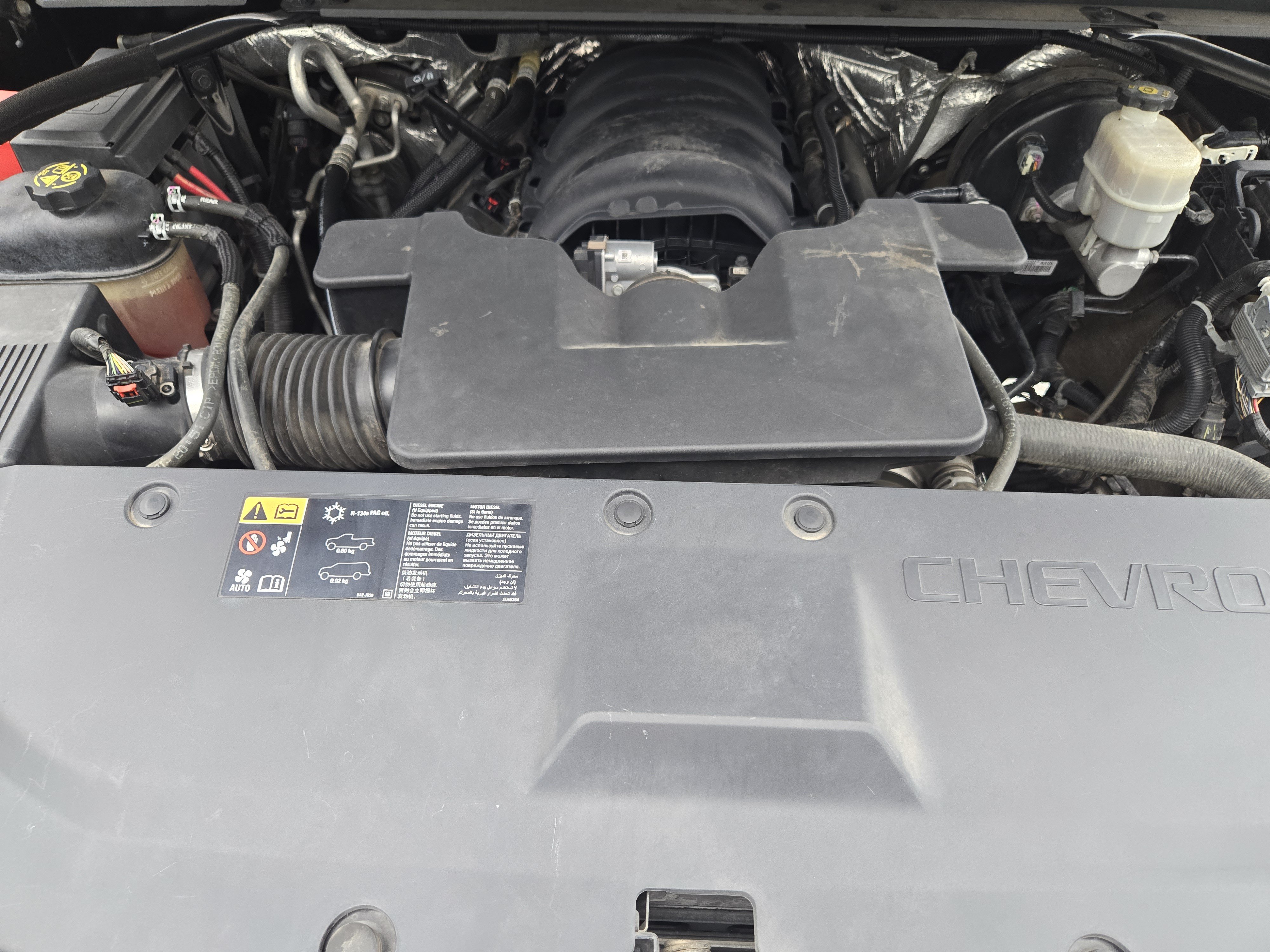 Used 2015 Chevrolet Tahoe LTZ AWD/4WD image 35
