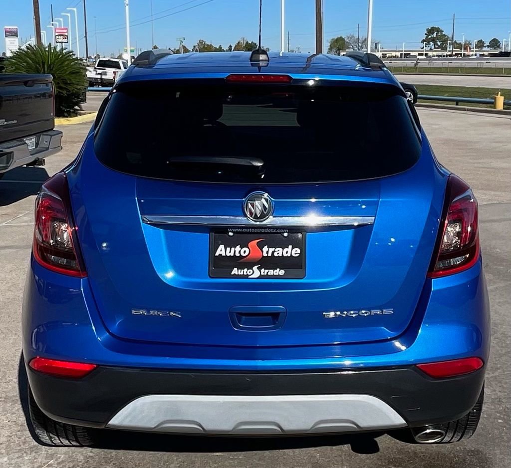 Used 2018 Buick Encore Essence image 11