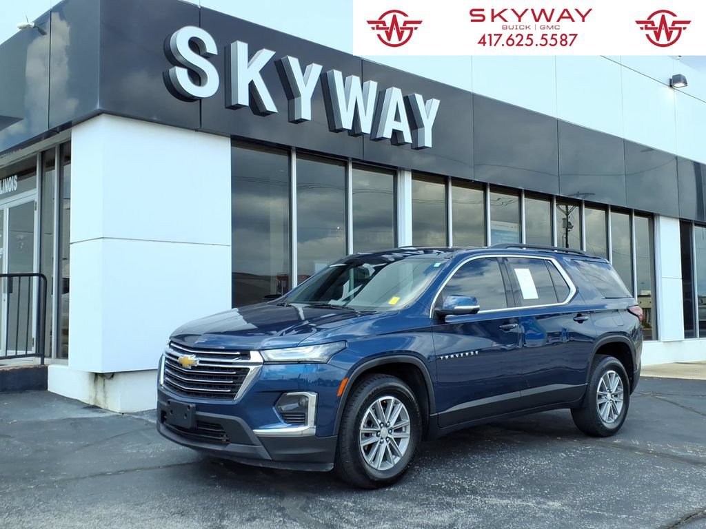 Used 2023 Chevrolet Traverse LT