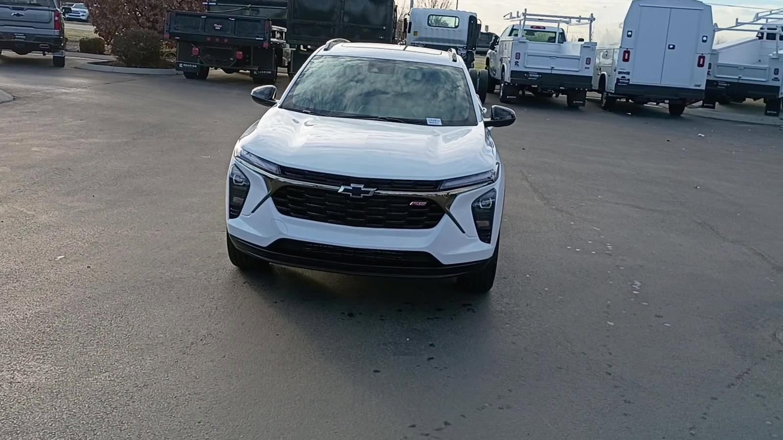 New 2026 Chevrolet Trax RS w/ Sunroof Package image 6