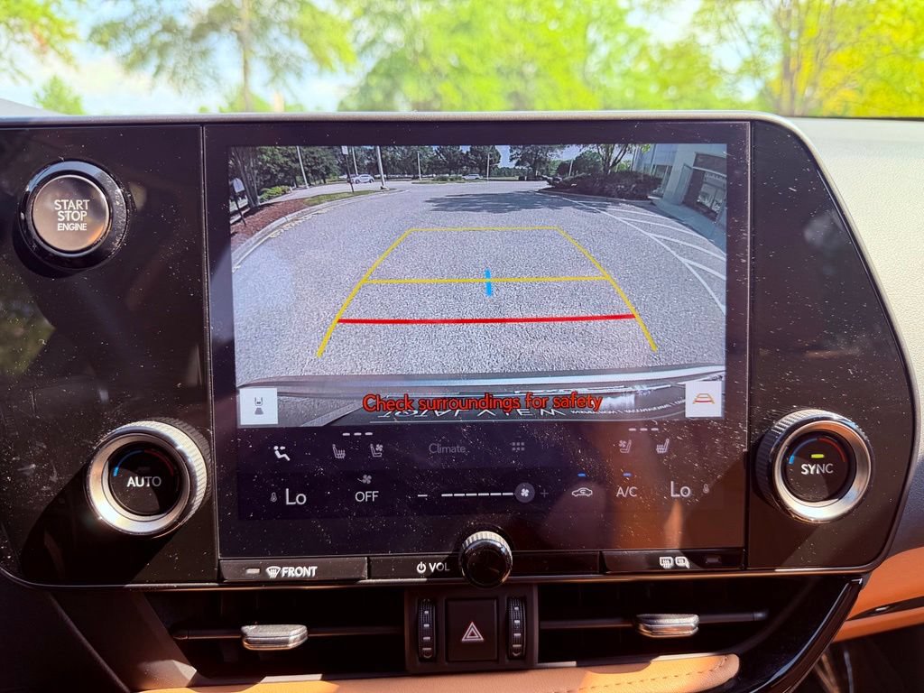 Certified 2025 Lexus NX 250 FWD w/ Towing Package (2000 Lbs) image 24