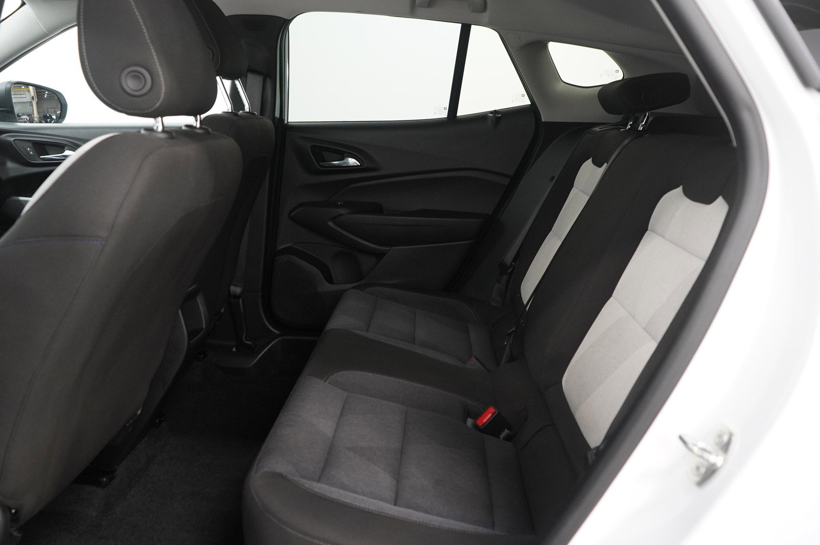 Used 2024 Chevrolet Trax LS image 14