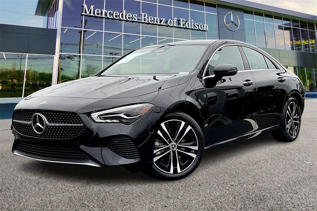 New 2025 Mercedes-Benz CLA 250 4MATIC image 2