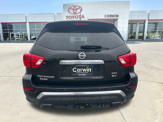 Used 2017 Nissan Pathfinder SV w/ Trailer Tow Package AWD/4WD image 4
