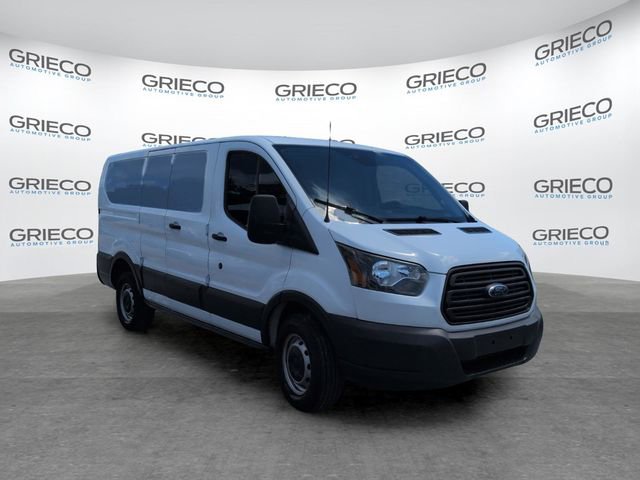 Used 2018 Ford Transit 250 130 Low Roof RWD image 1
