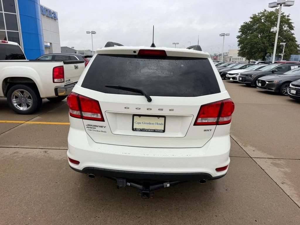 Used 2012 Dodge Journey SXT w/ Flexible Seating Group AWD/4WD image 3